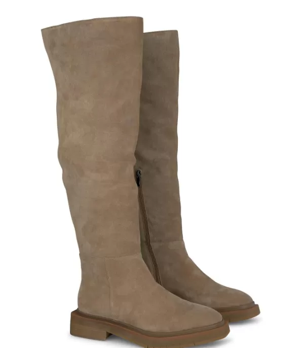 Botas Planas*Alma en Pena Comprar Bota Alta De Piel